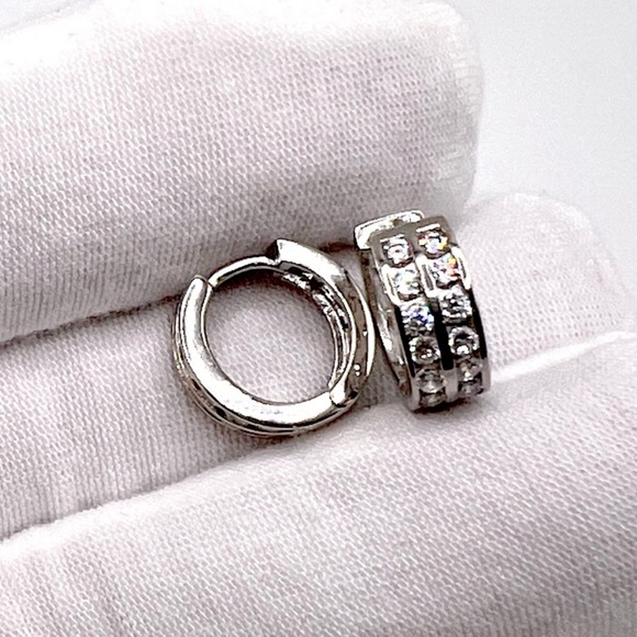 .925 Sterling Silver Cz Huggie Hoop Earrings - Picture 11 of 16